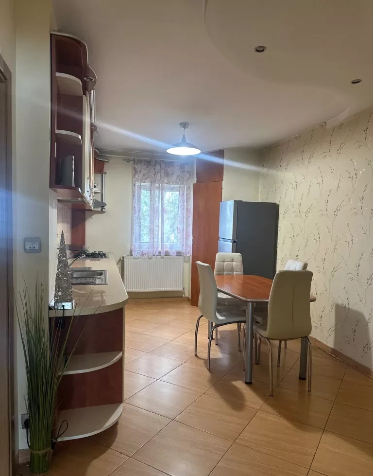 Apartment de închiriat în CJ Cluj-Napoca, 70 m²
