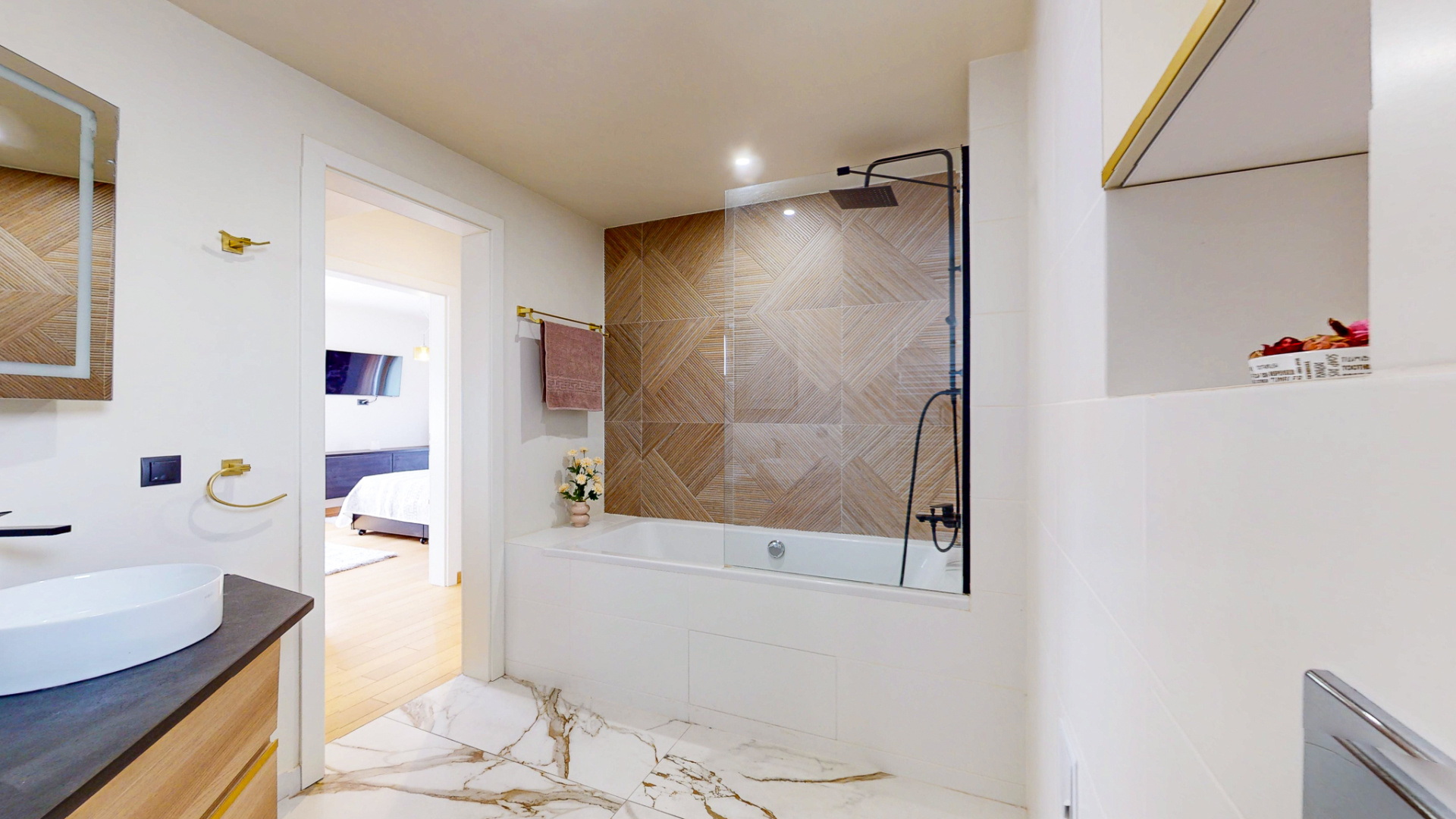 Apartment de închiriat în B Bucuresti, 155 m²