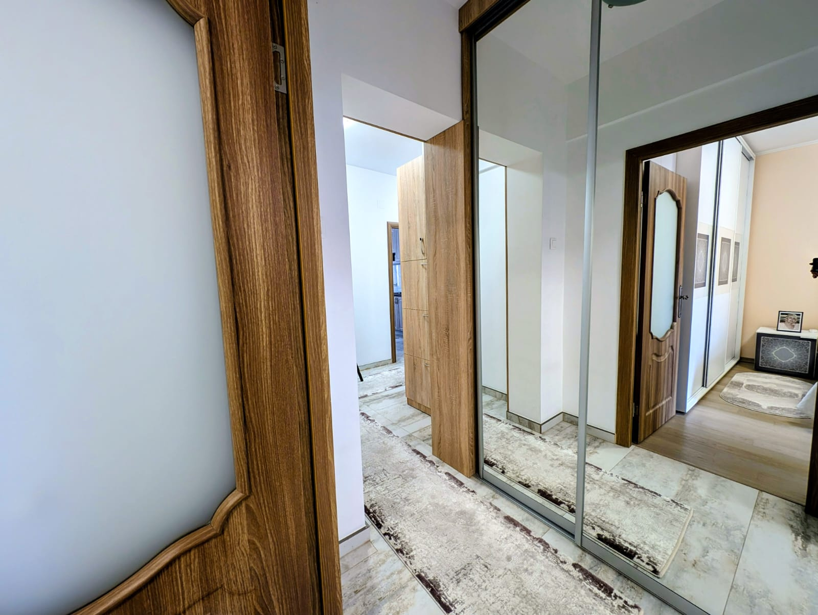 Apartment de închiriat în B Bucuresti, 90 m²