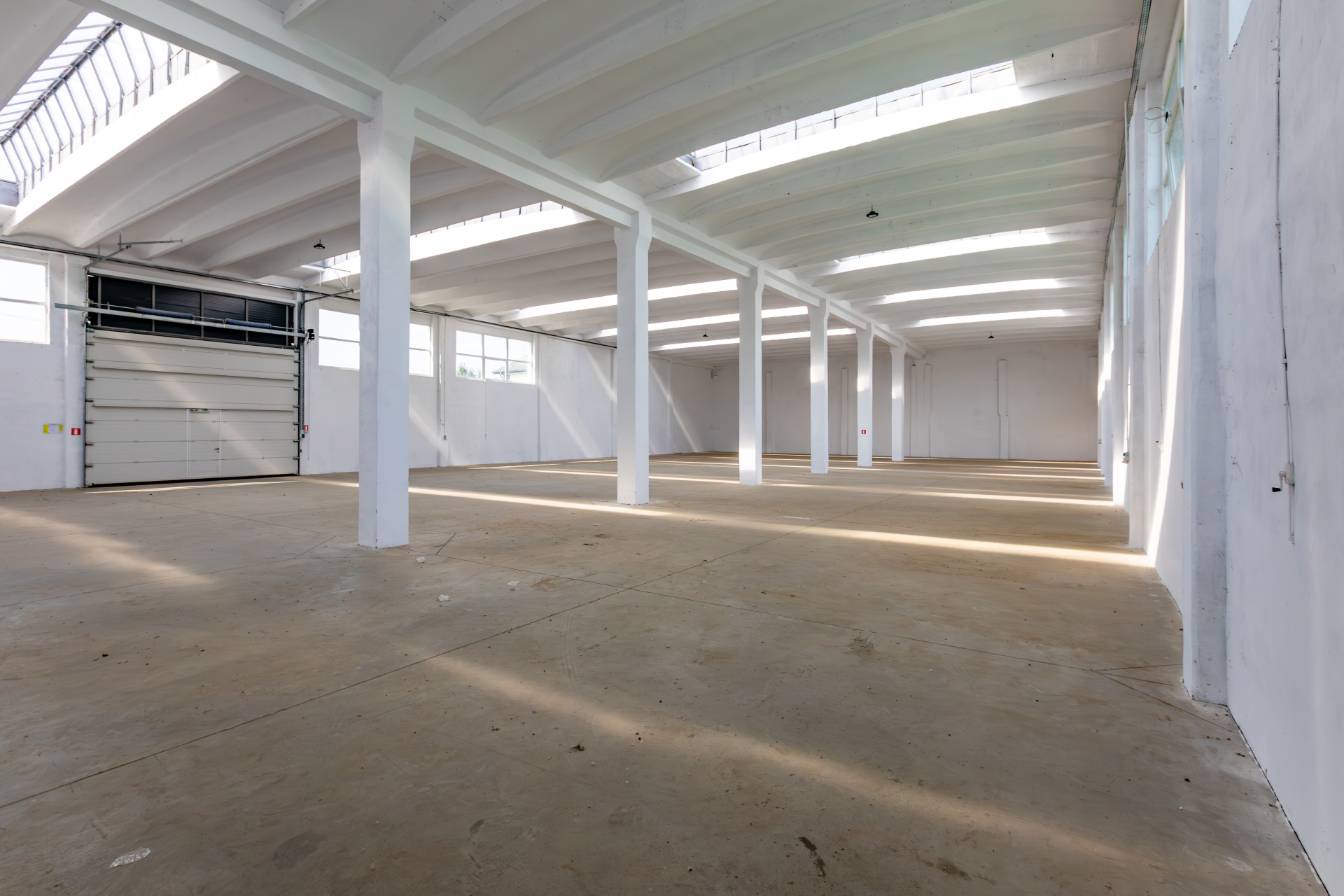 Industrial de închiriat în BC Bacau, 1054 m²
