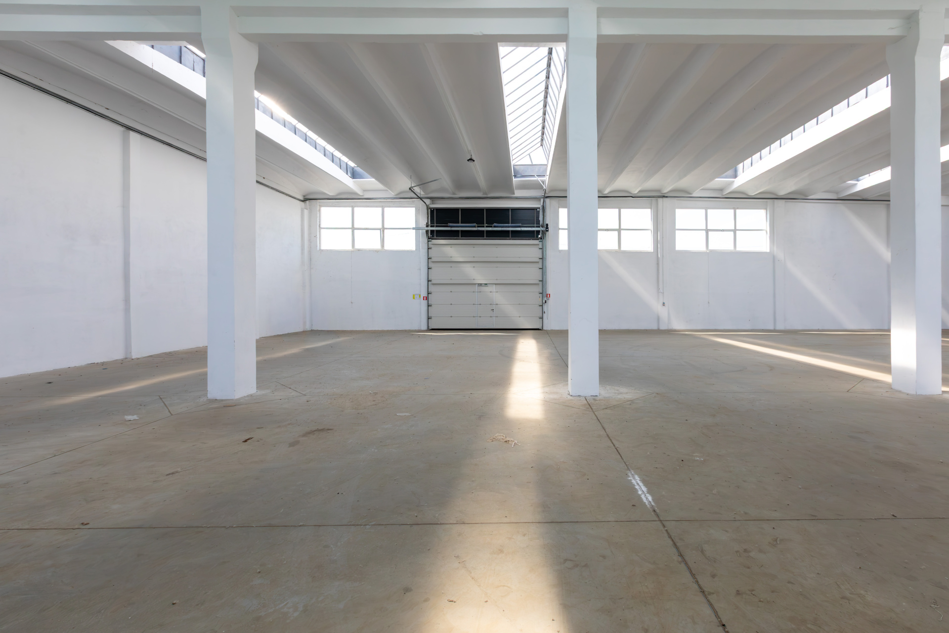 Industrial de închiriat în BC Bacau, 1054 m²