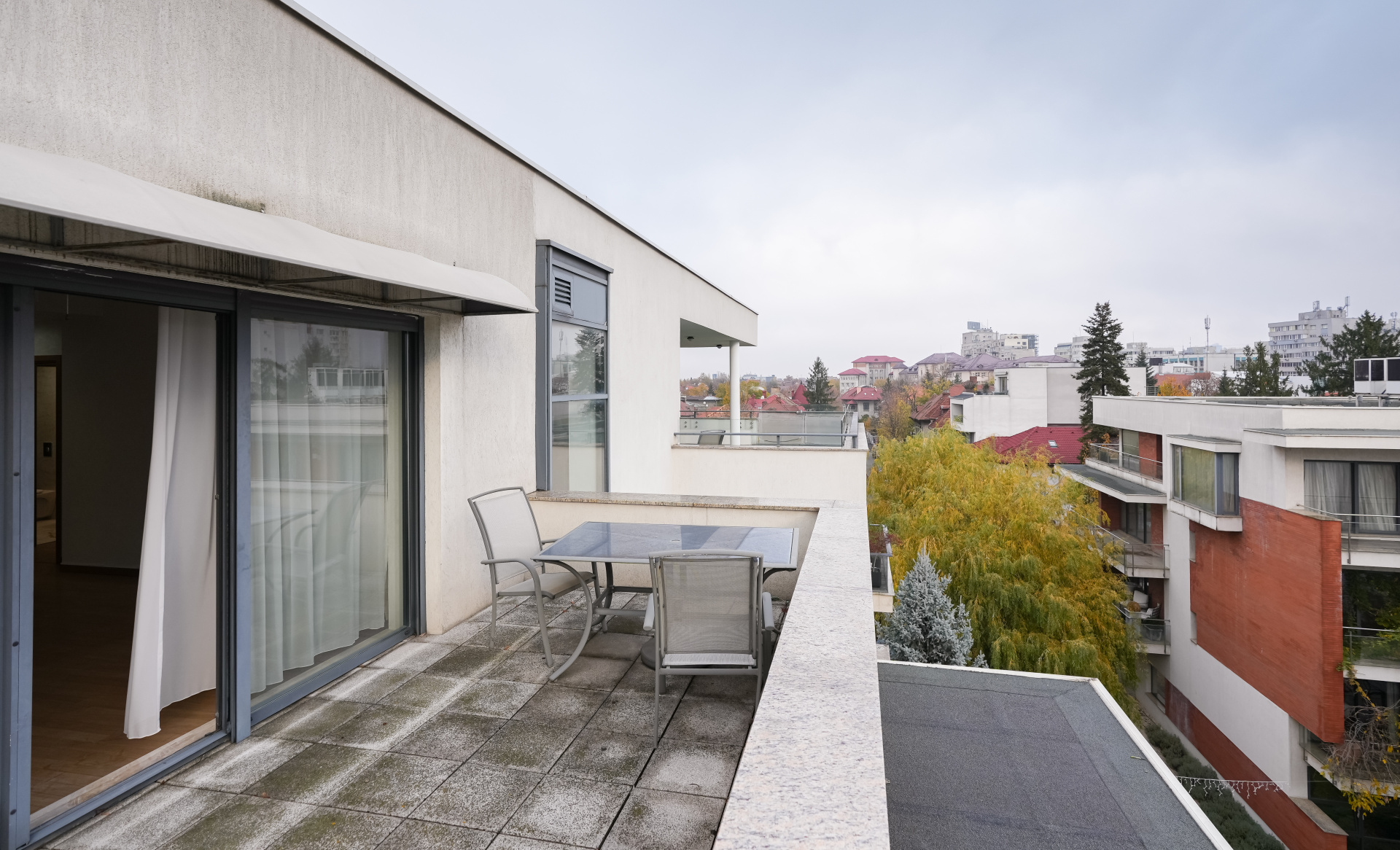 Penthouse de închiriat în B Bucuresti, 410 m²