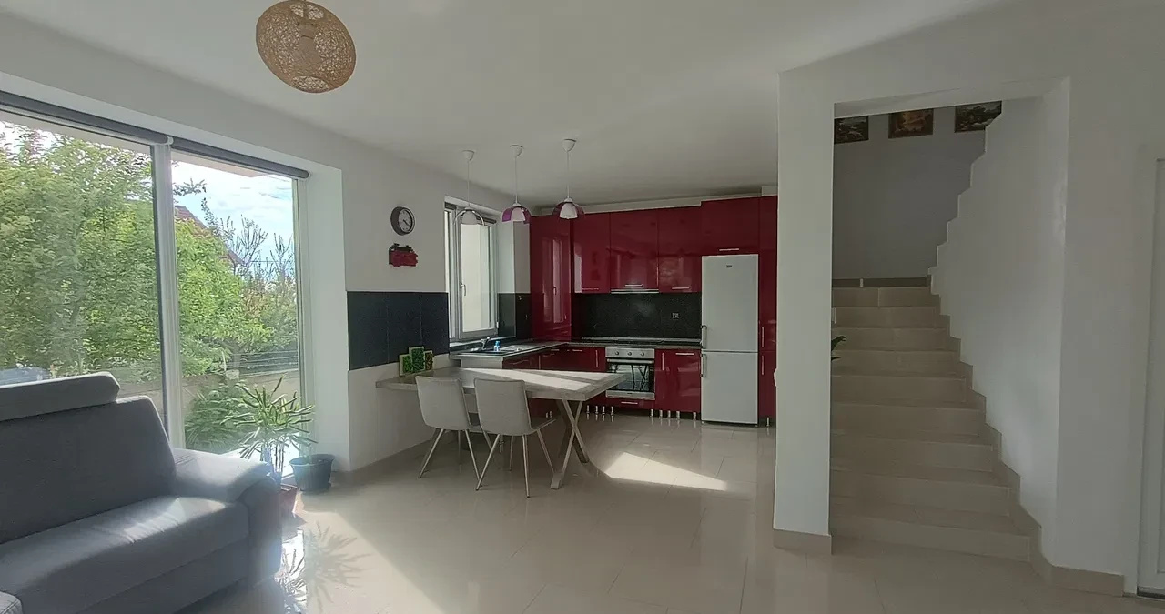 Duplex de închiriat în CJ Cluj-Napoca, 150 m²
