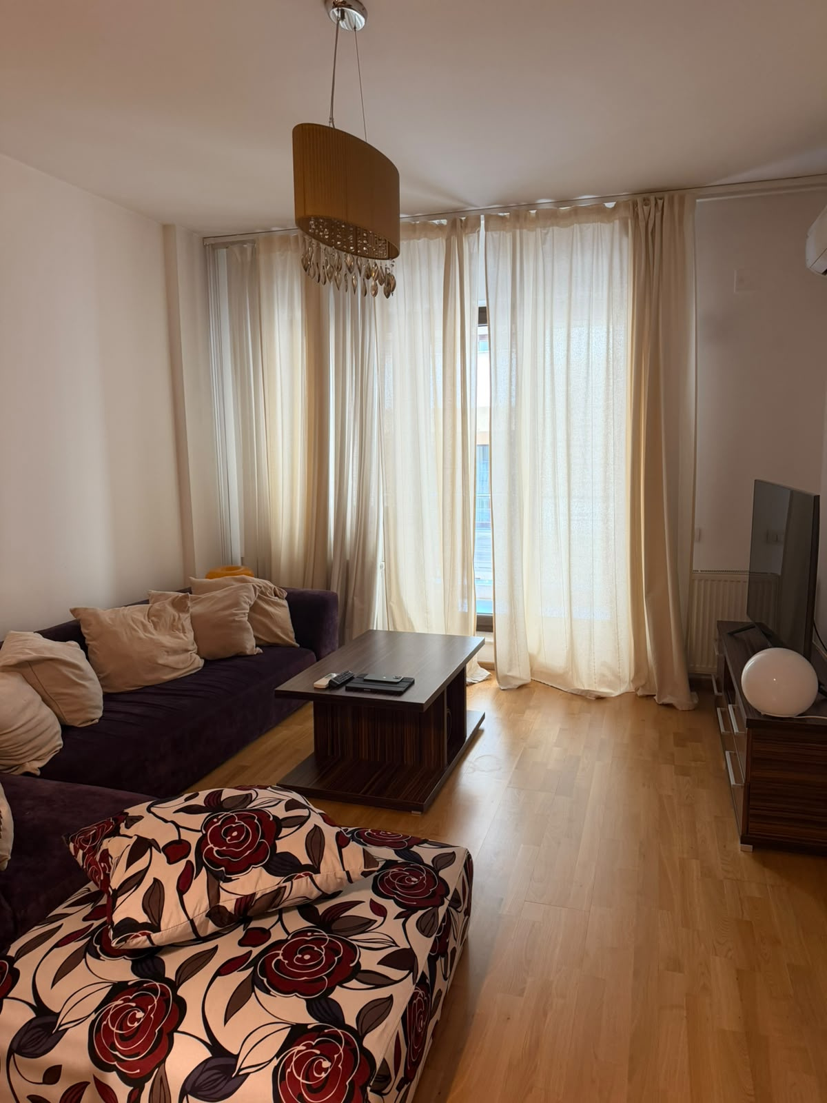 Apartment de închiriat în B Bucuresti, 92 m²