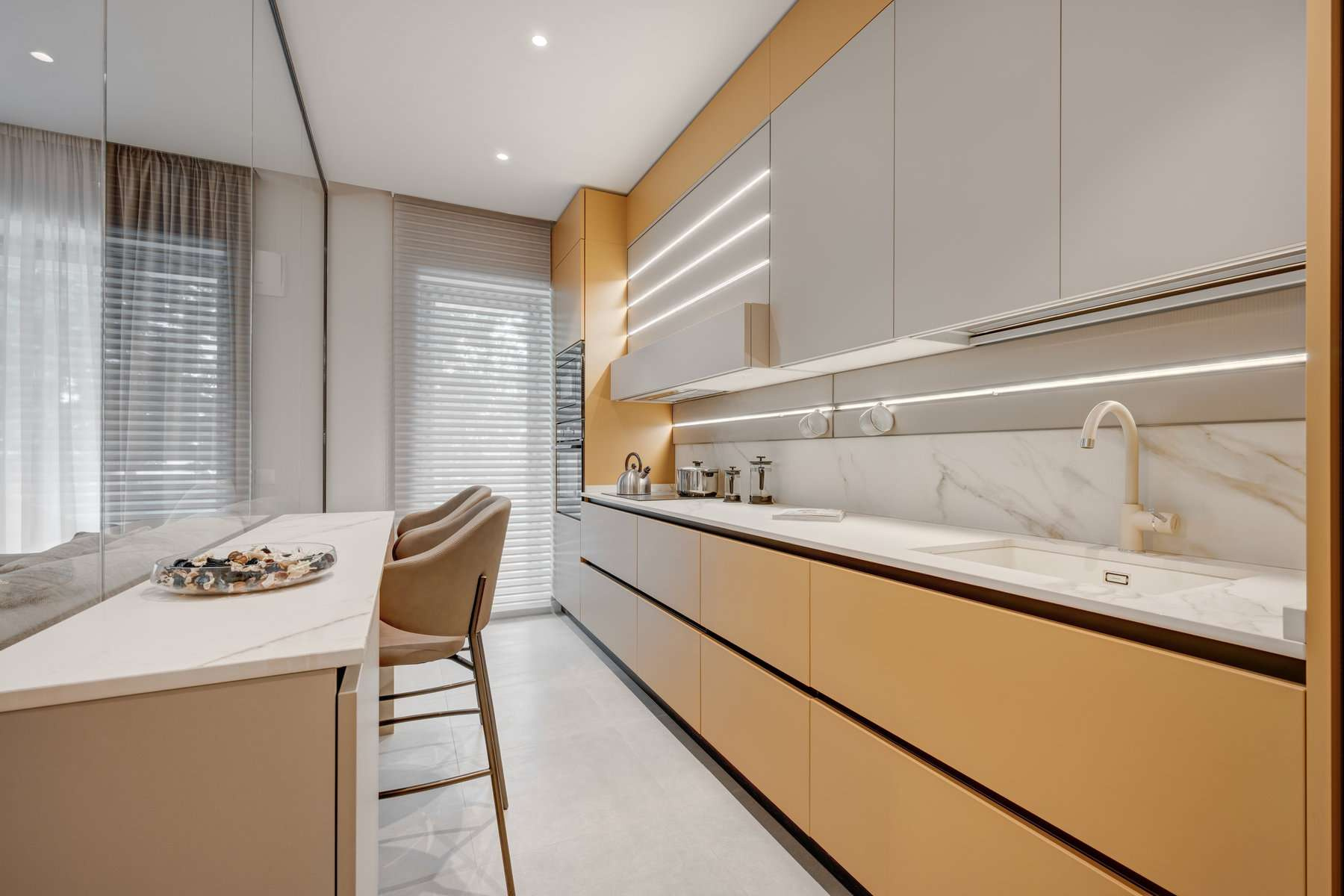 Apartment for sale in B Bucuresti, 120 m²