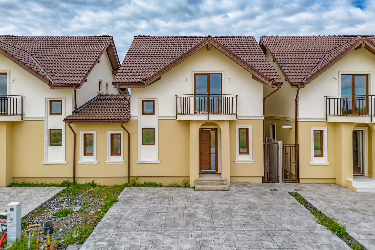 De vânzare duplex nou în Covaci