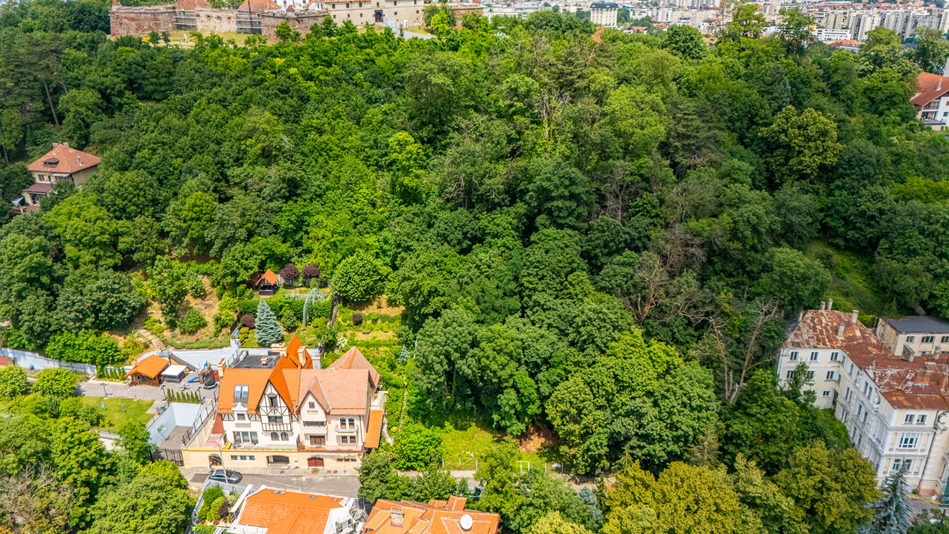 Teren de vânzare în BV Brasov, mihai eminescu  Nr. Fn ([object Object])
