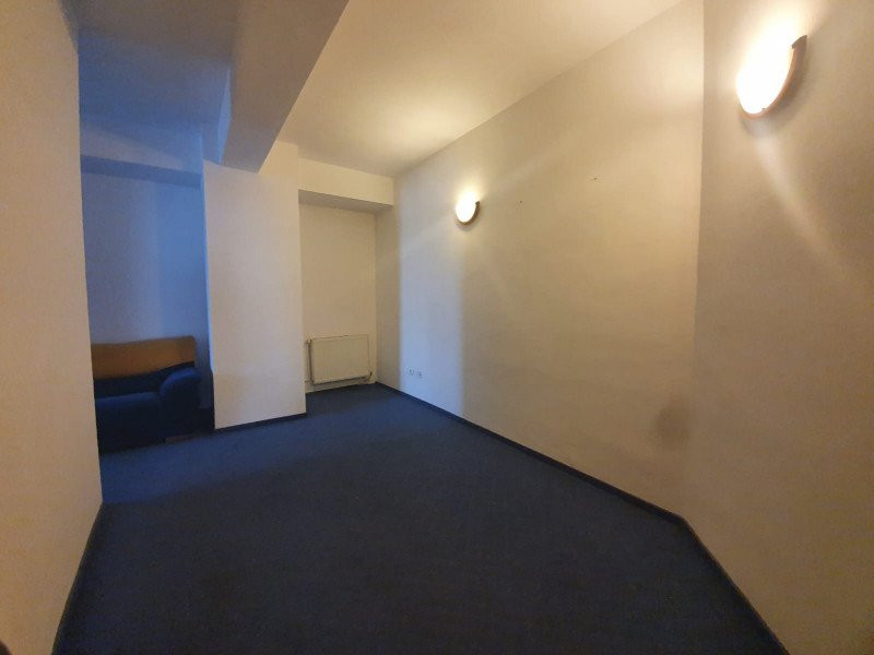 Spatiu birou UltraCentral | Utilitati incluse