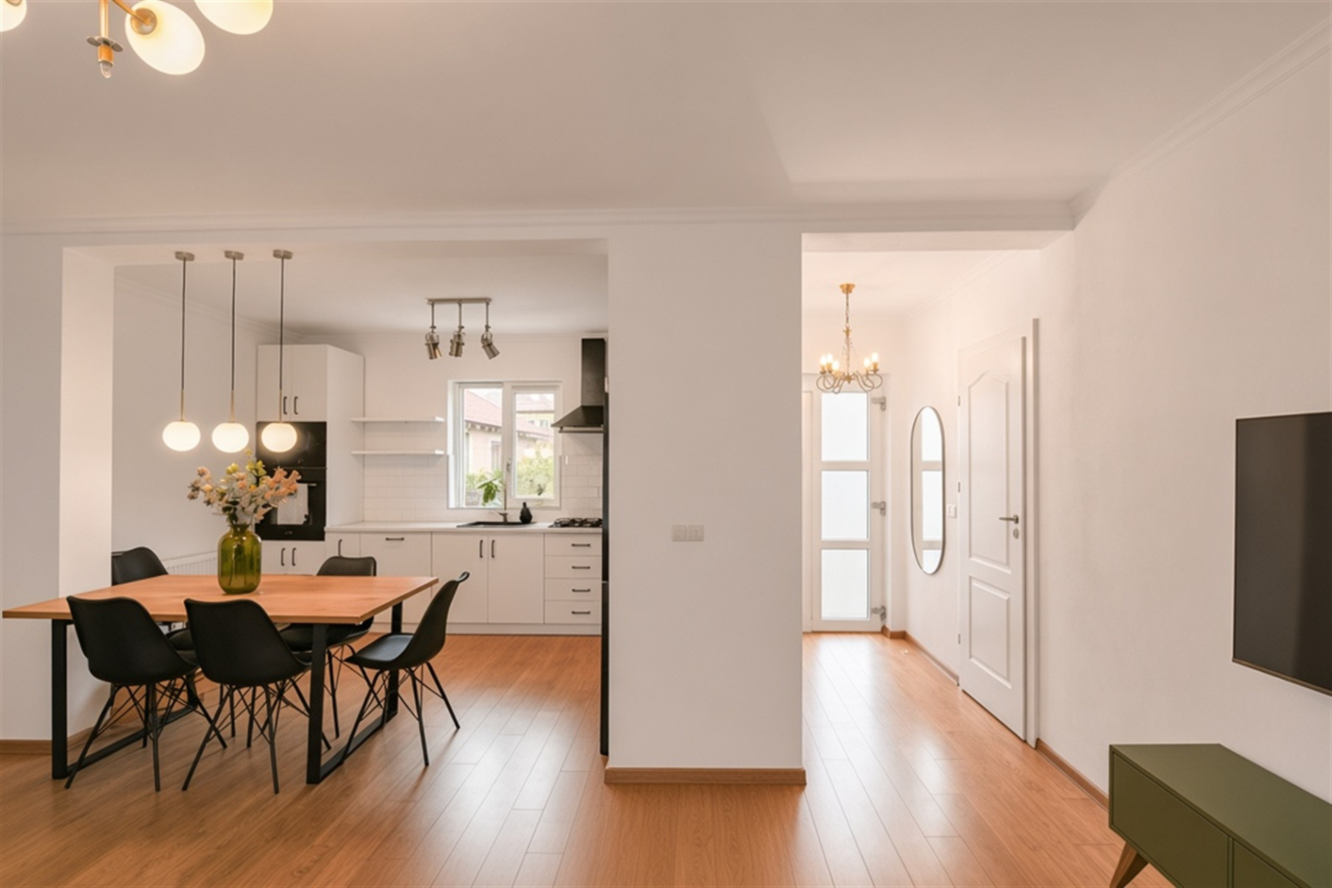 Casă de vânzare în TM Sanandrei, strada violetelor Nr. 15 ([object Object]), 77 m²