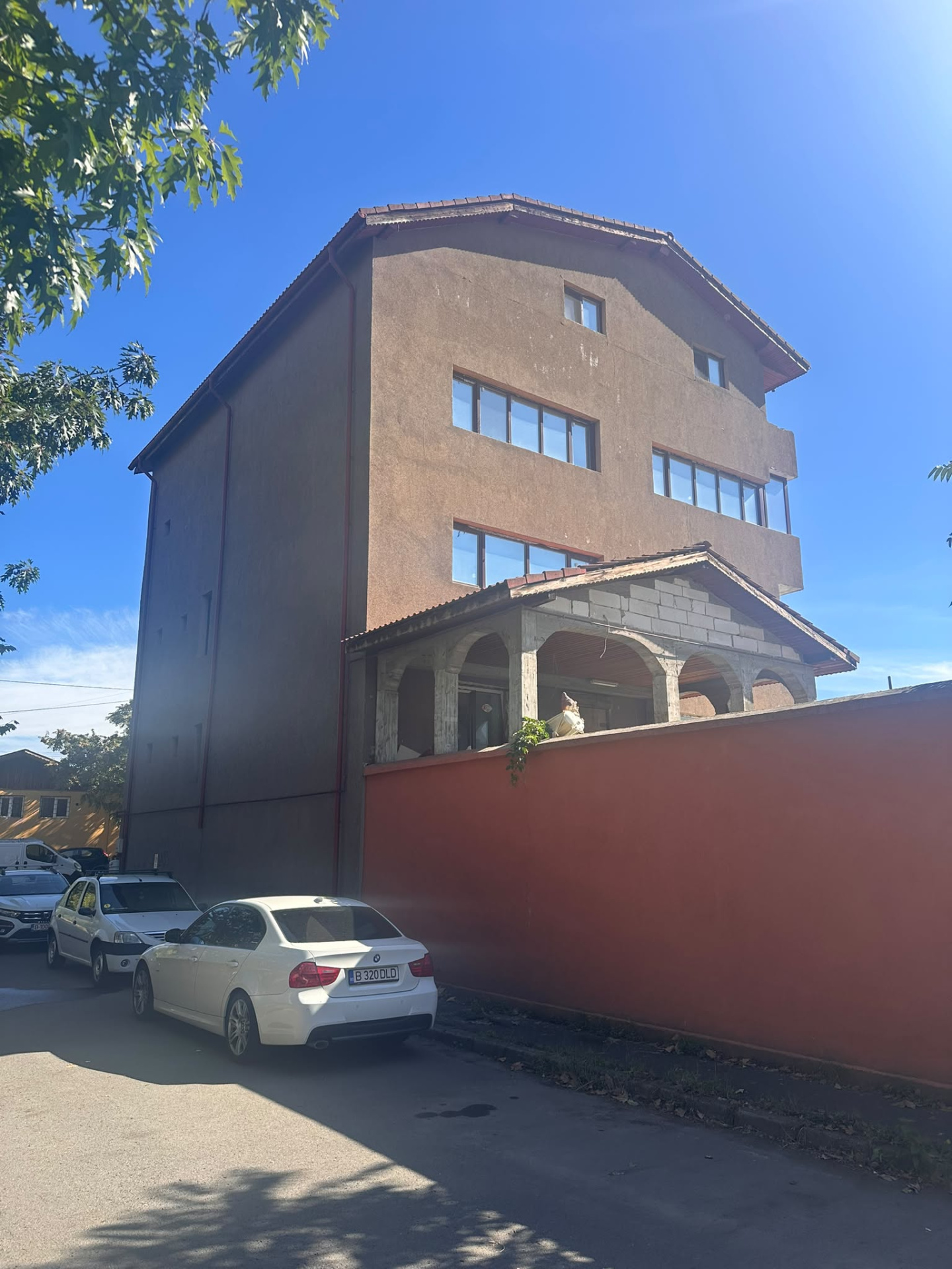 Casă de închiriat în B Bucuresti, Atelierele Noi Nr. 2A ([object Object]), 1000 m²