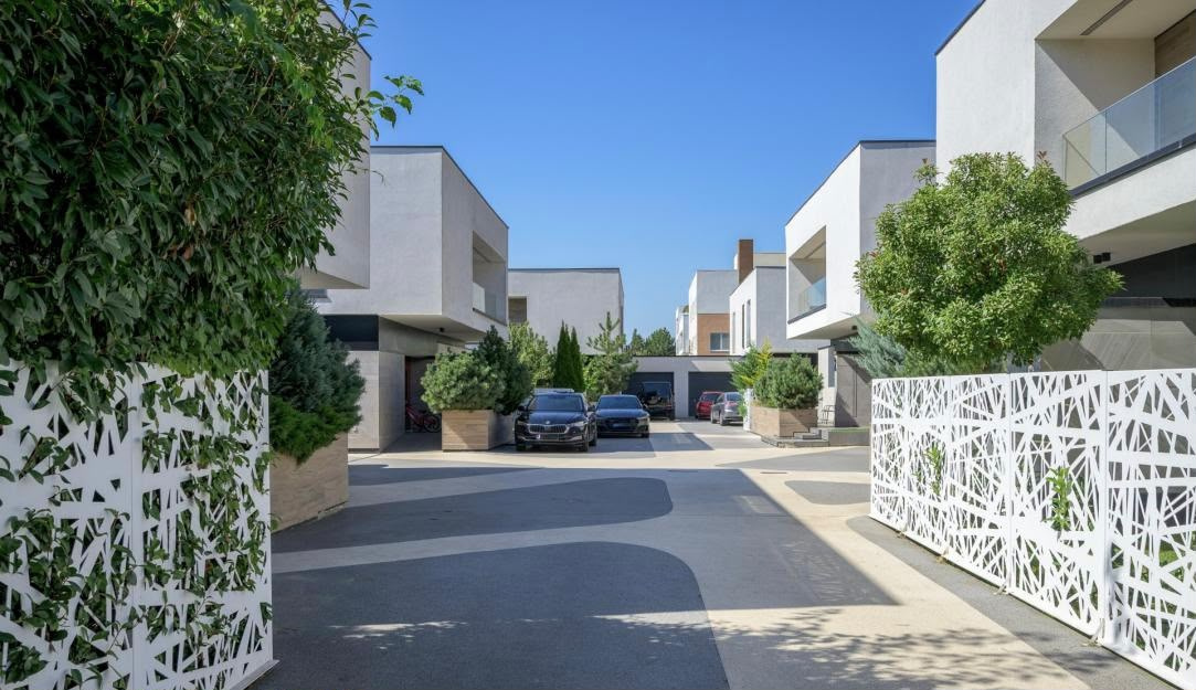 Casă de închiriat în B Bucuresti, 450 m²