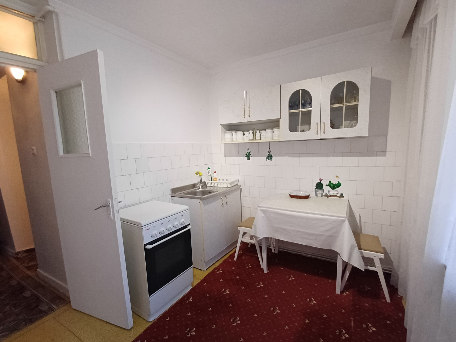 Apartament de închiriat în AG Pitesti, 75 m²