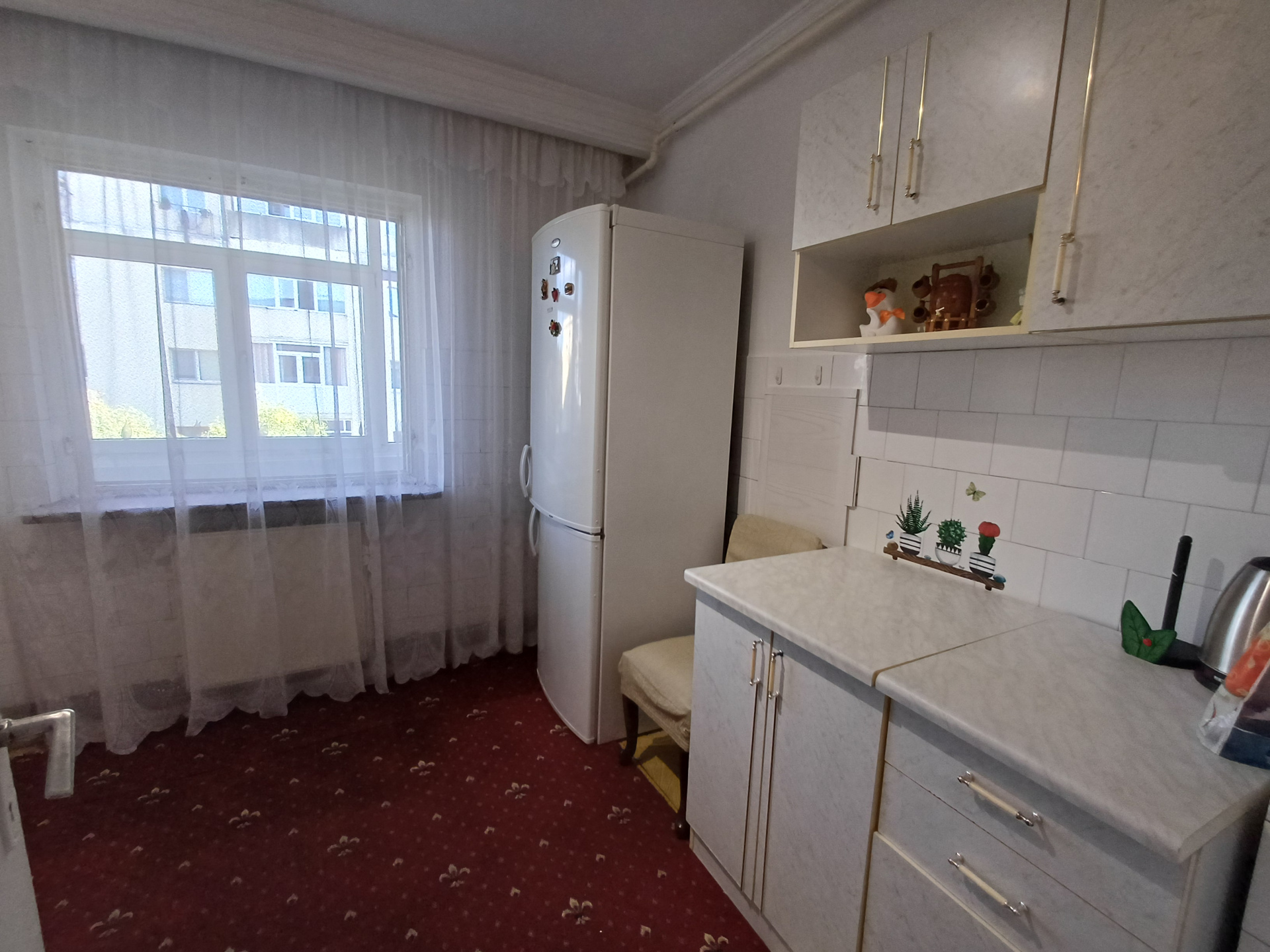 Apartament de închiriat în AG Pitesti, 75 m²