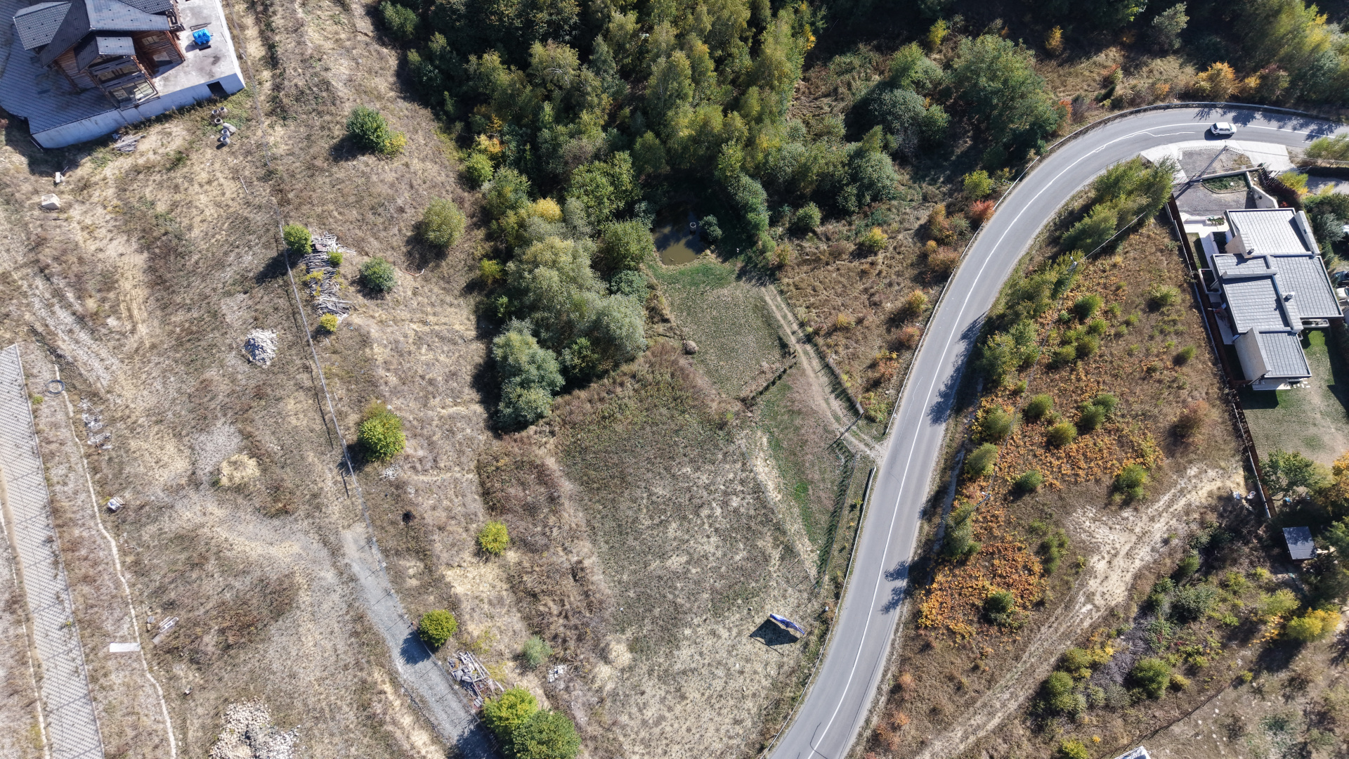 Teren intravilan de 994 mp cu autorizație de construire – Sălicea