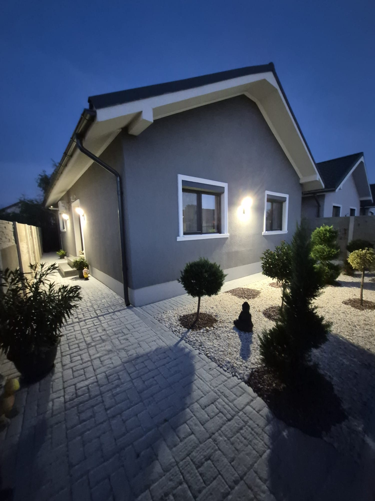 Duplex | 4 camere | 2 băi | complet mobilat