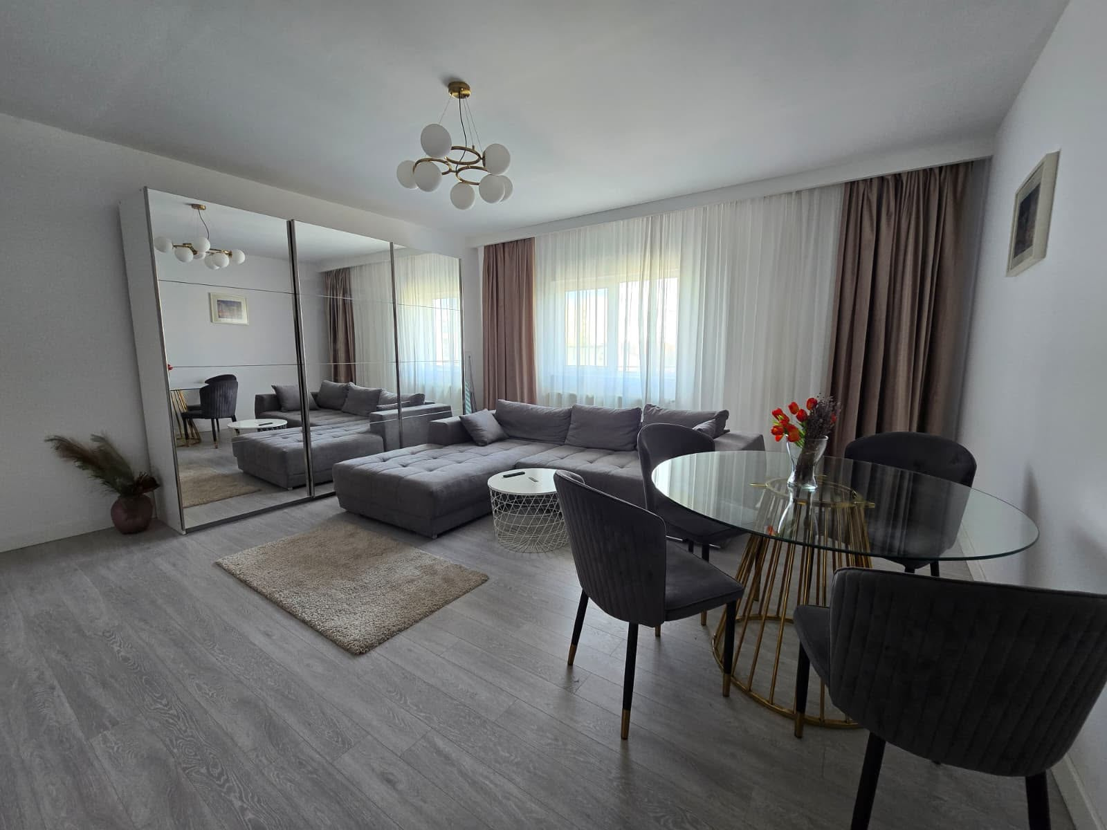 Apartment for rent in B Bucuresti, 88 m²