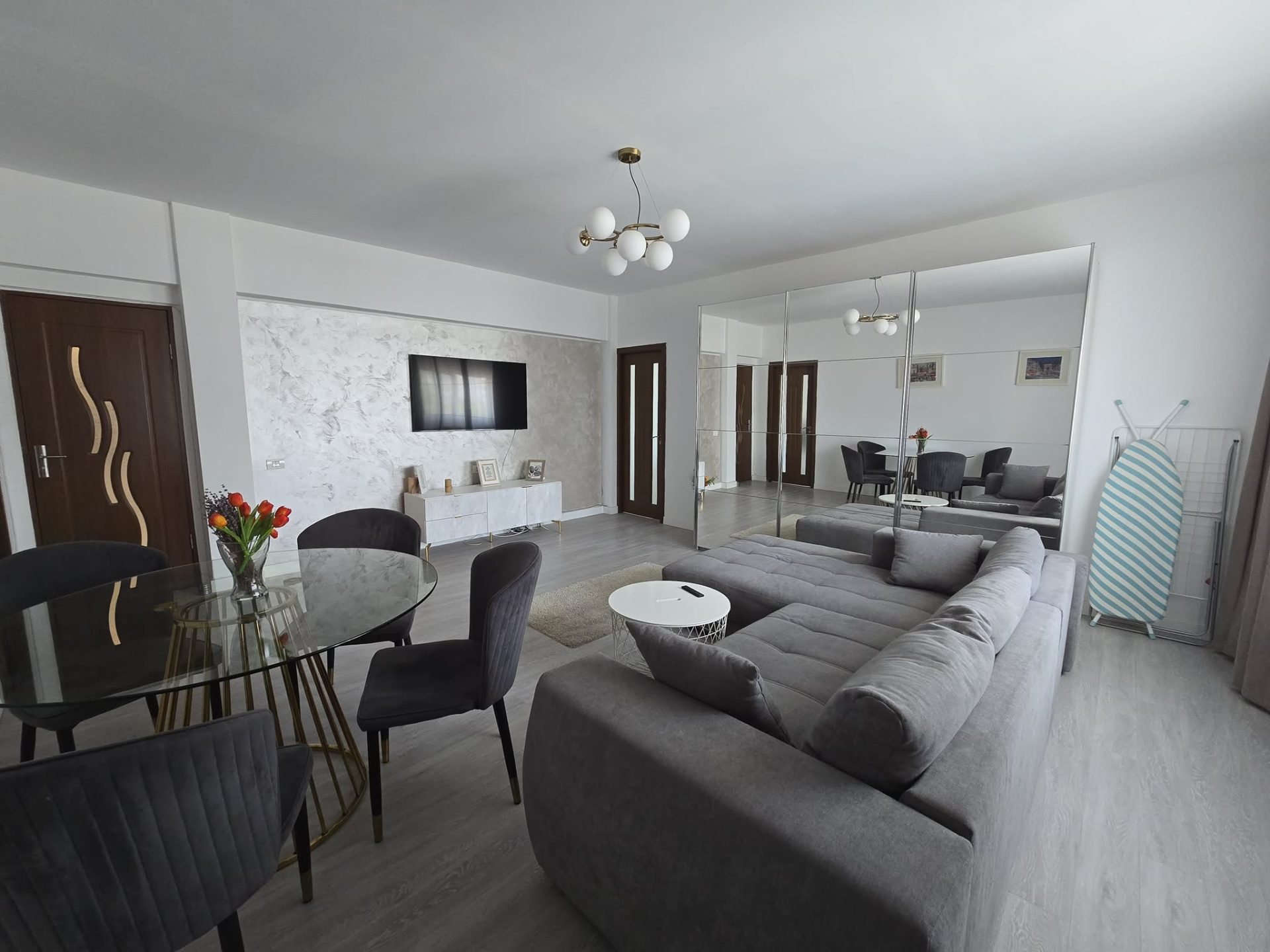 Apartment for rent in B Bucuresti, 88 m²