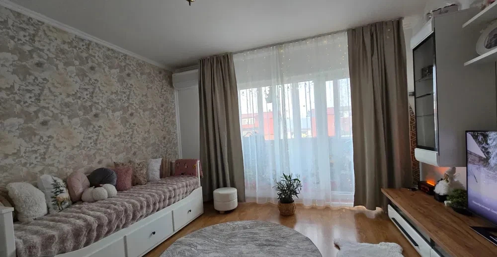 Apartament 2 camere decomandat | Floresti - Eroilor