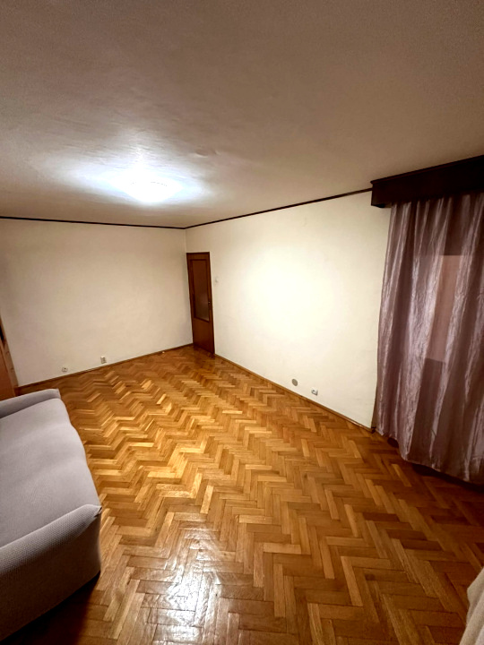 Apartament de vânzare în AG Pitesti, 60 m²