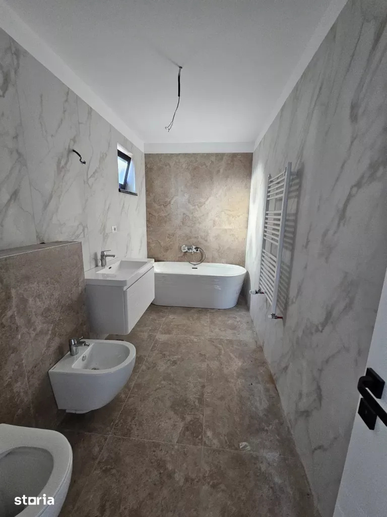 Casă de vânzare în AG Pitesti, 160 m²