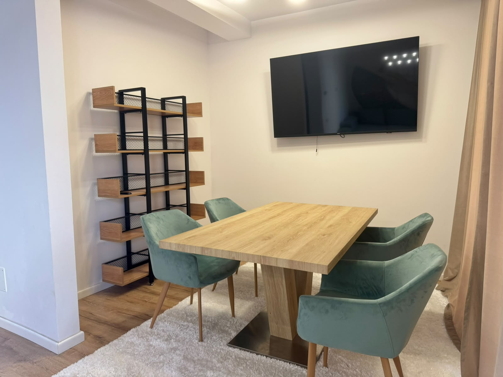 House for sale in CJ Cluj-Napoca, 131 m²