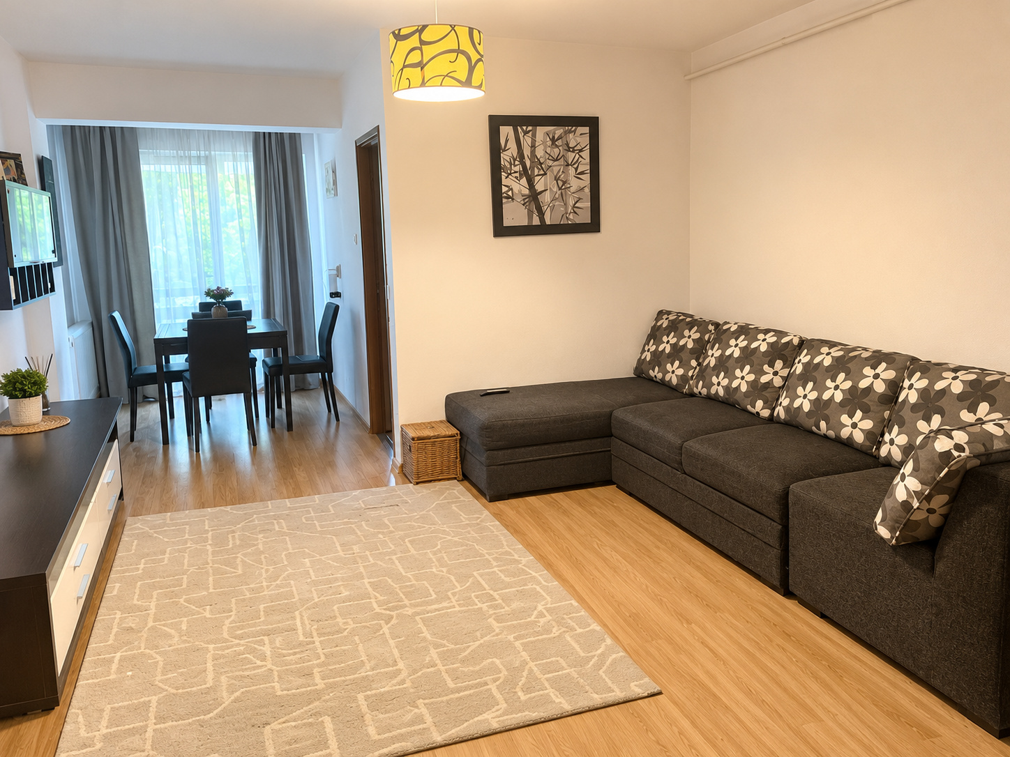 Studio for sale in AG Pitesti, 41 m²