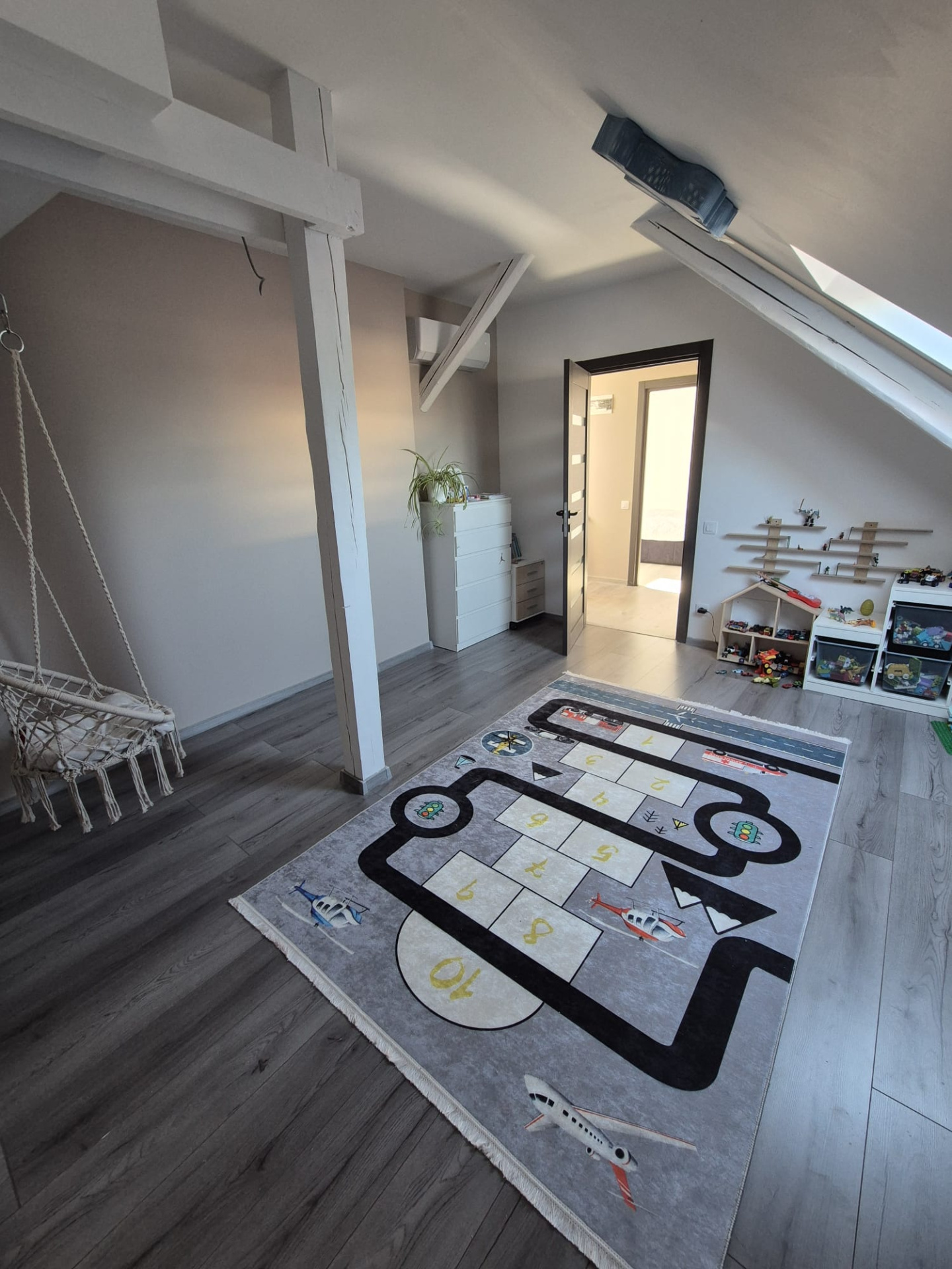 Apartment for sale in BV Brasov, 140 m²