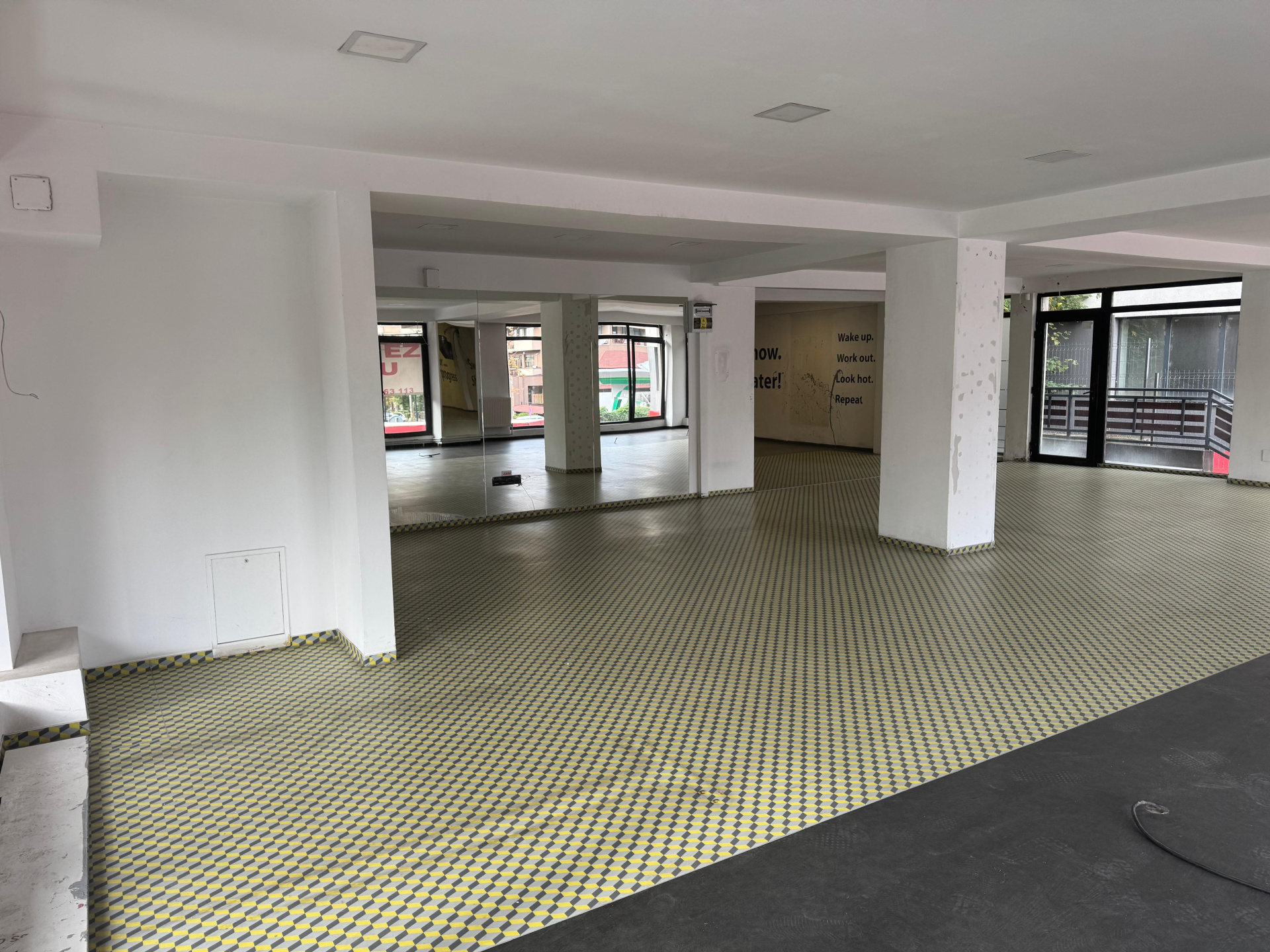 Comercial de închiriat în CJ Cluj-Napoca, 450 m²