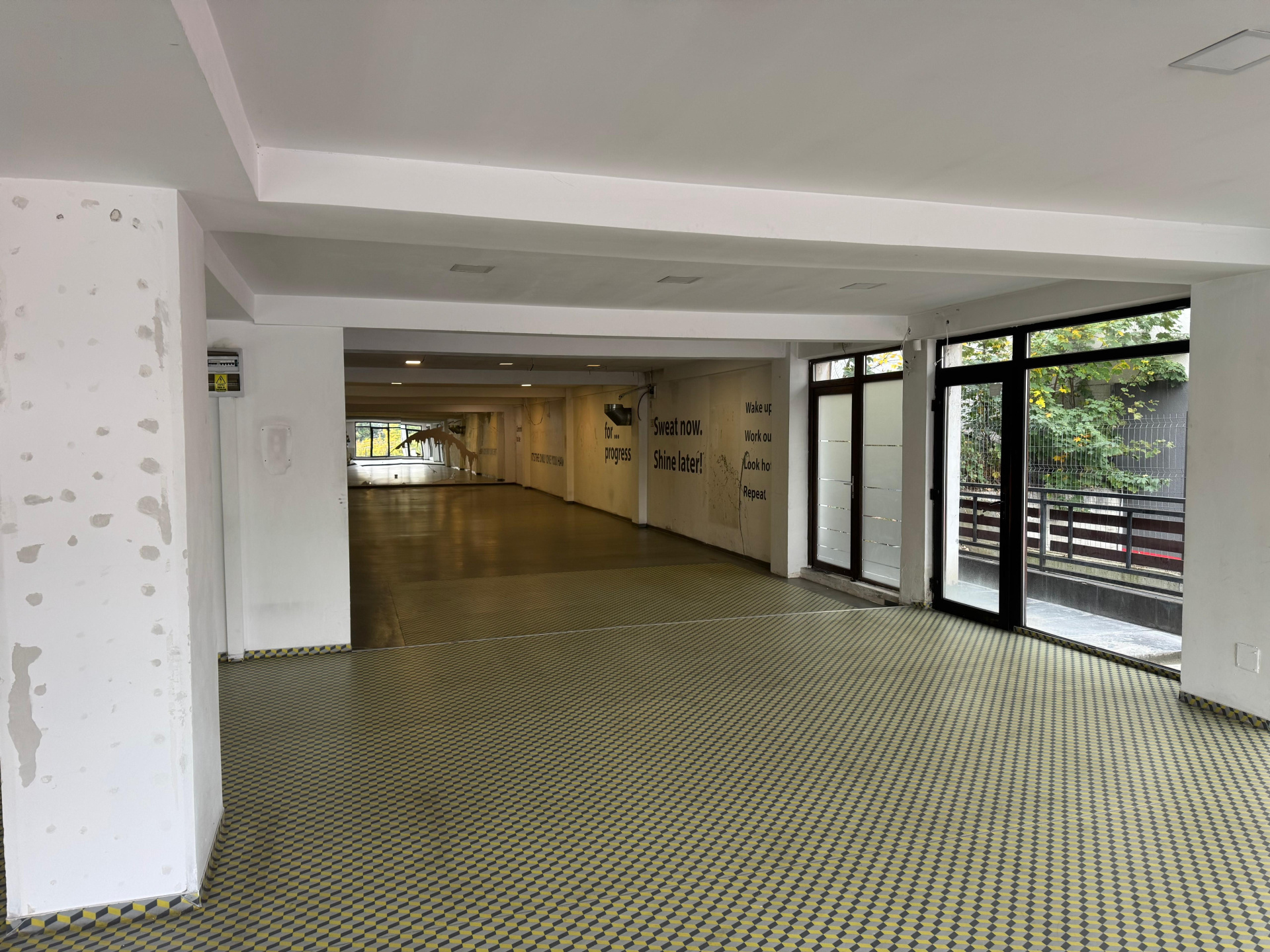 Comercial de închiriat în CJ Cluj-Napoca, 450 m²