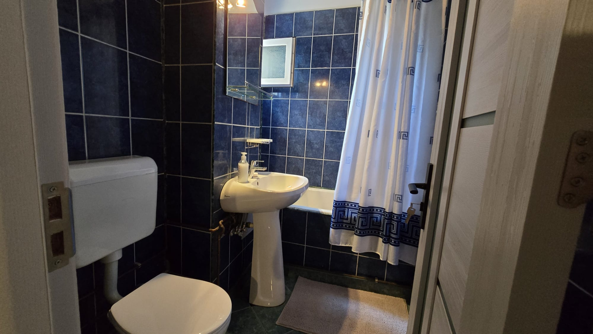 Apartament de închiriat în AG Pitesti, 68 m²