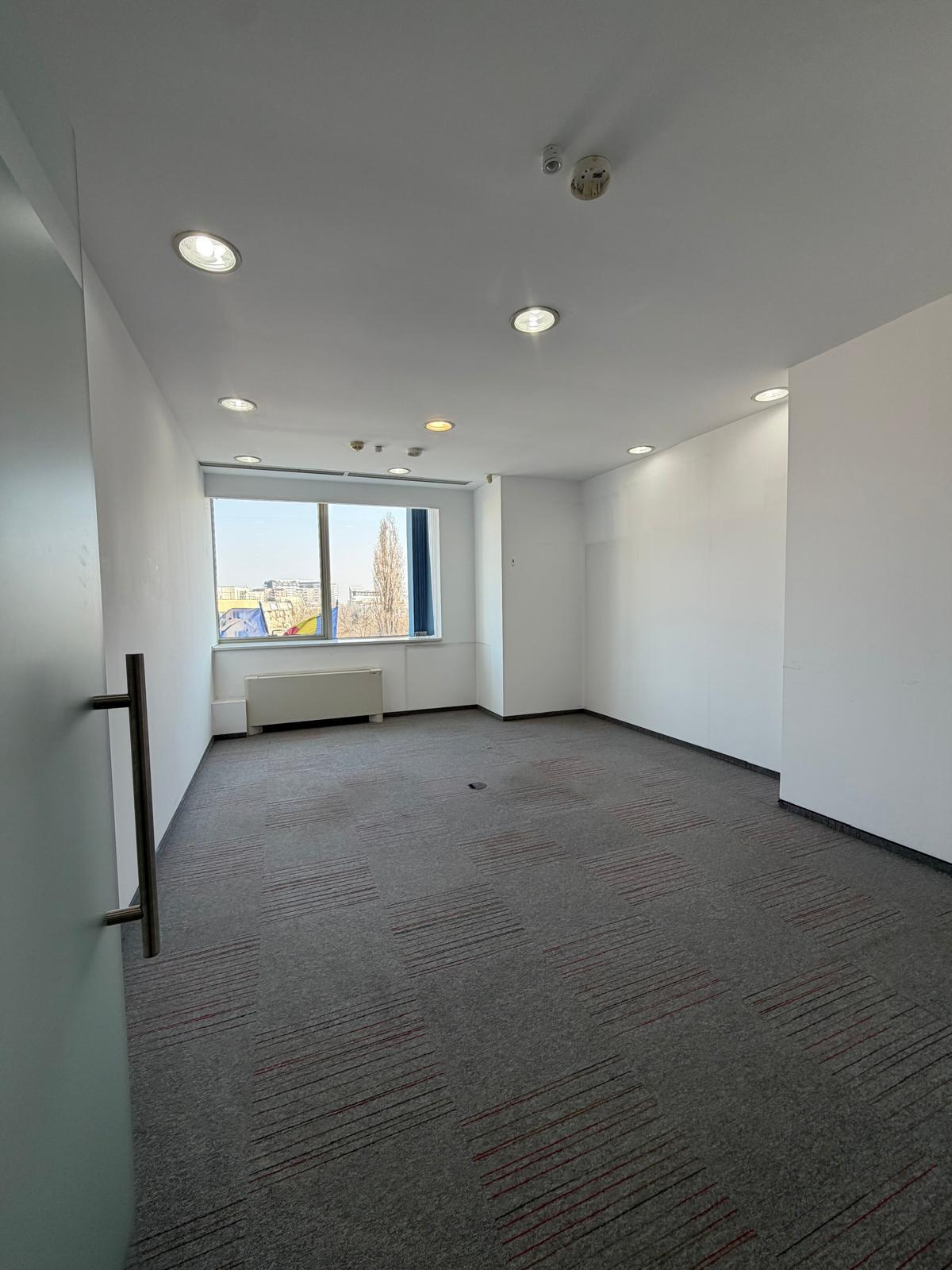 Birou de închiriat în B Bucuresti, sos Bucuresti Ploiesti  Nr. 9 -13 ([object Object]), 160 m²