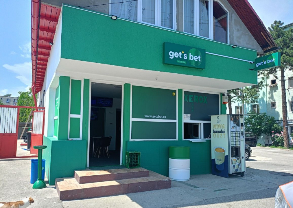 Comercial de închiriat în AG Pitesti, 44 m²