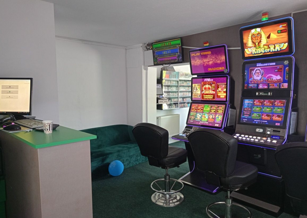 Comercial de închiriat în AG Pitesti, 44 m²