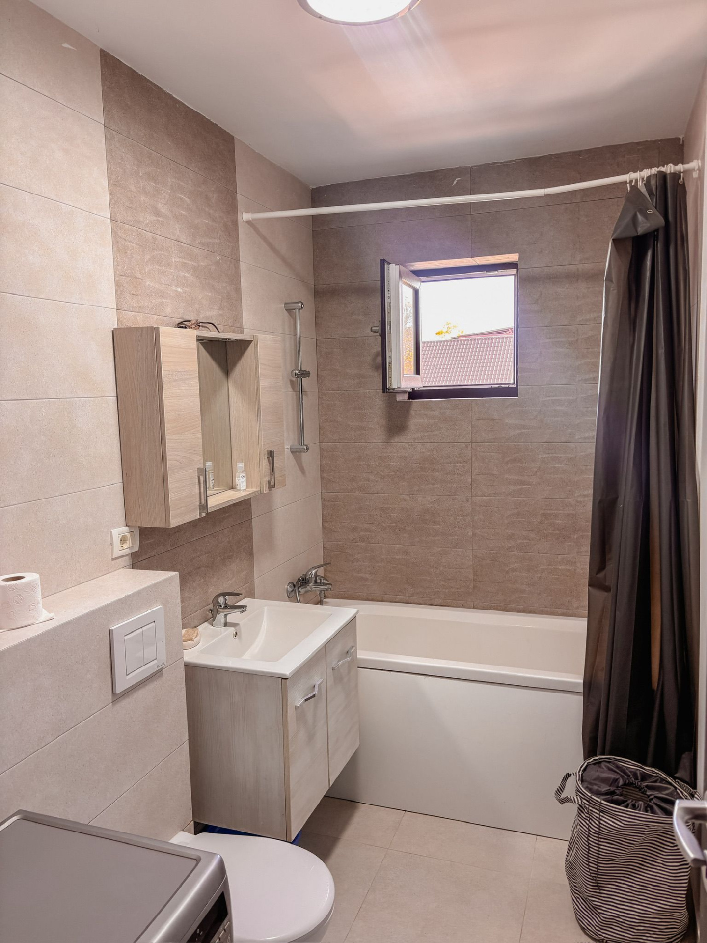 Apartament 2 camere Bloc Nou | Etaj 1 | 66 mp | complet mobilat si utilat