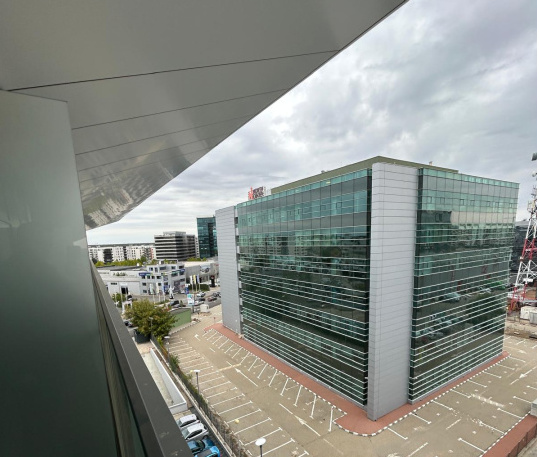 Studio modern în One North Lofts, Pipera – Loc de parcare iNCLUS ( Acoperit )