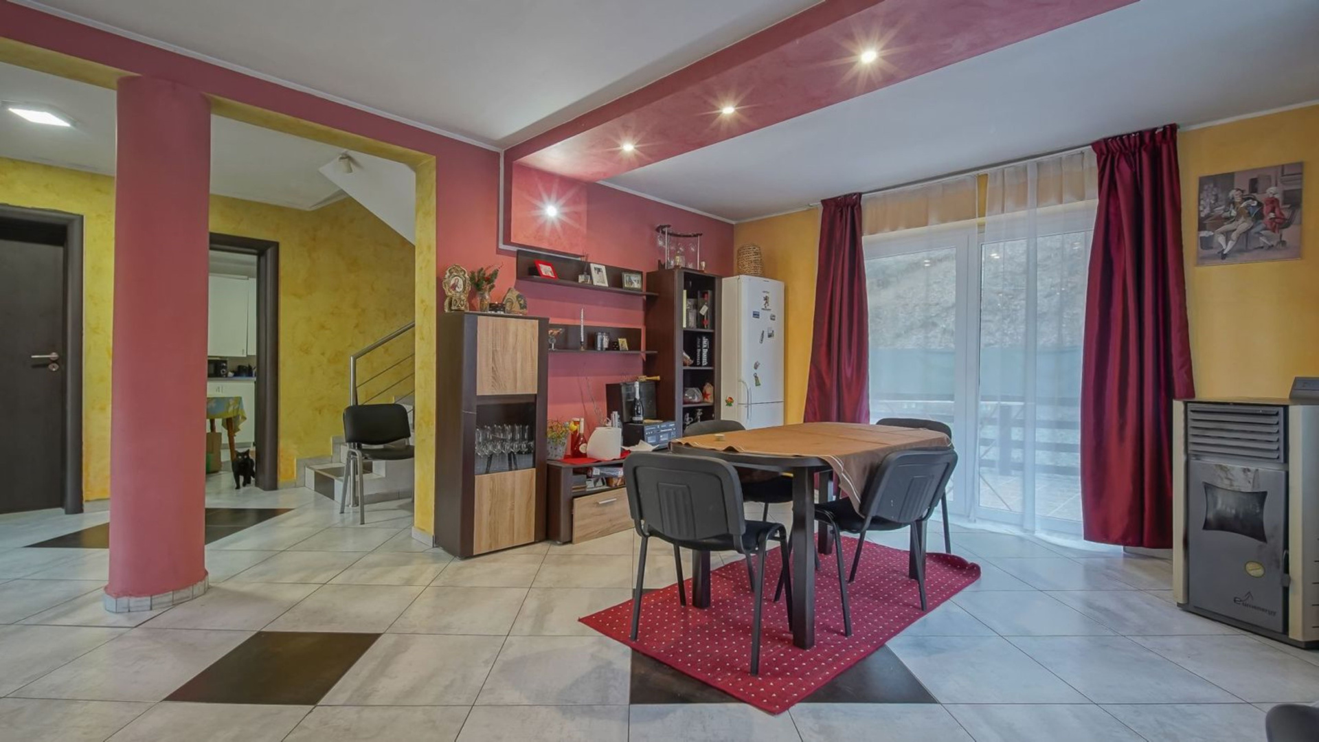 Casă individuală la 4 km de Brașov | 730 mp teren - P+E+M