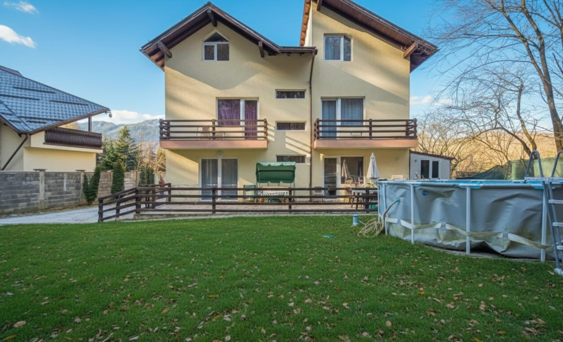 Casă individuală la 4 km de Brașov | 730 mp teren - P+E+M