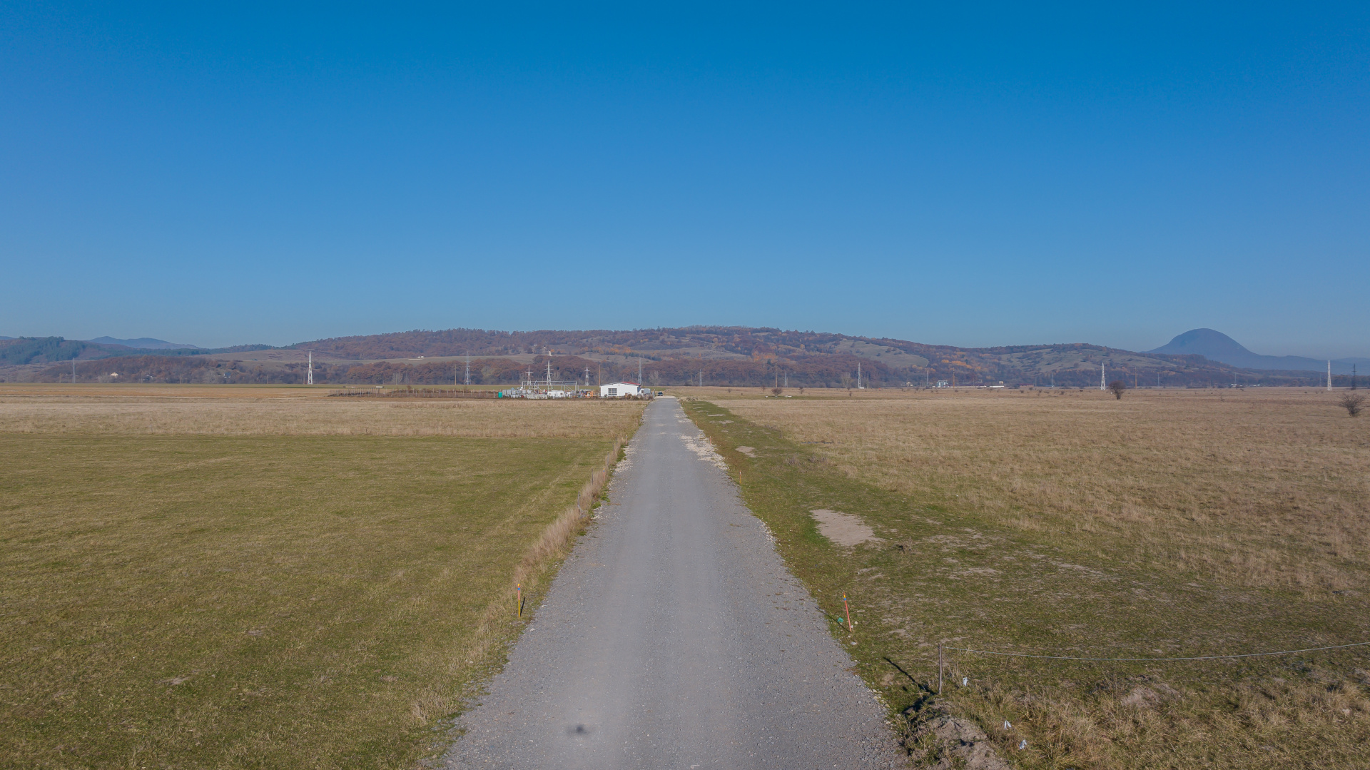 Teren 11.600 mp – Râșnov, zona Tabăra, 230 m de DN 73