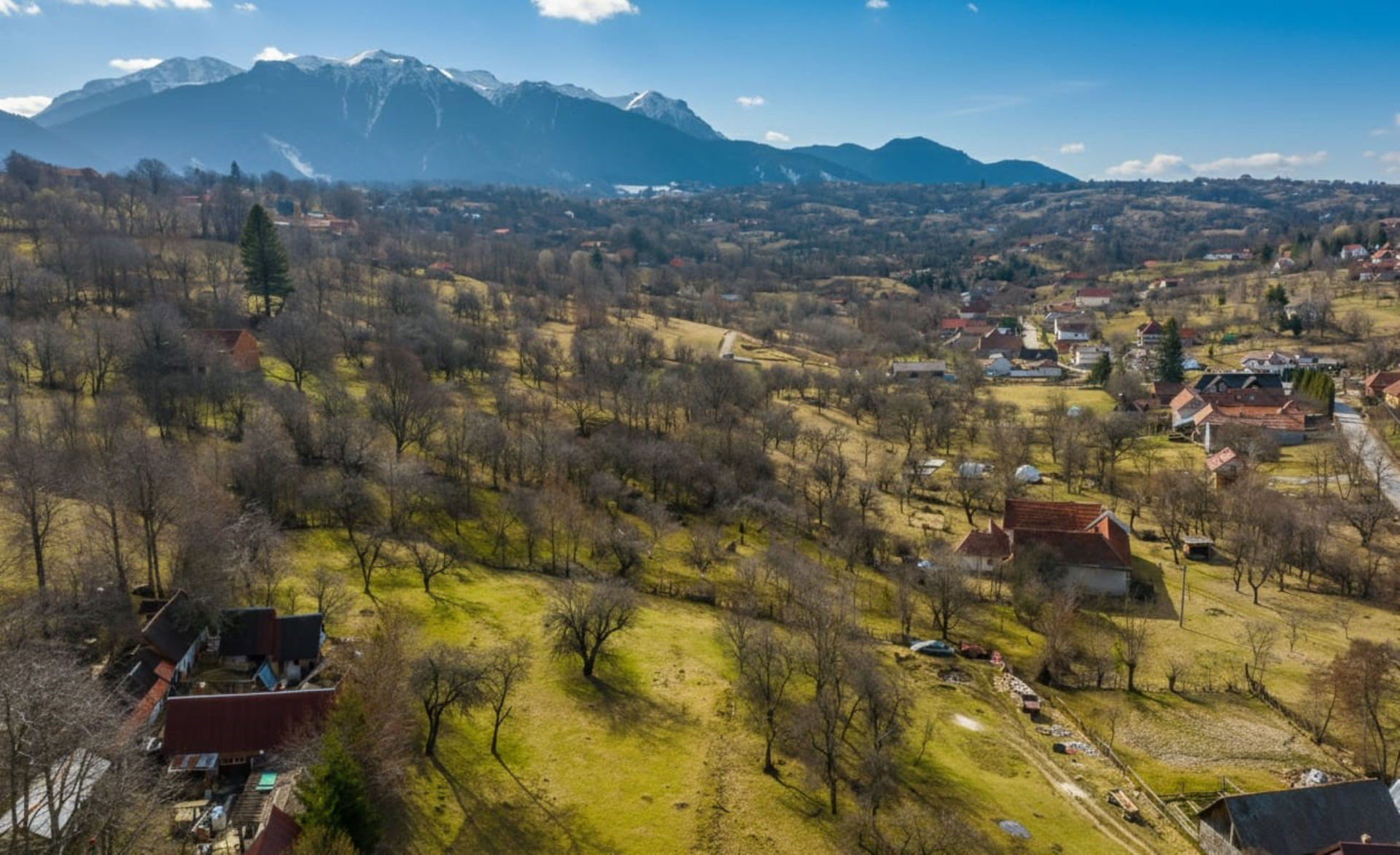 Teren cu priveliște panoramică în Sohodol – Bran