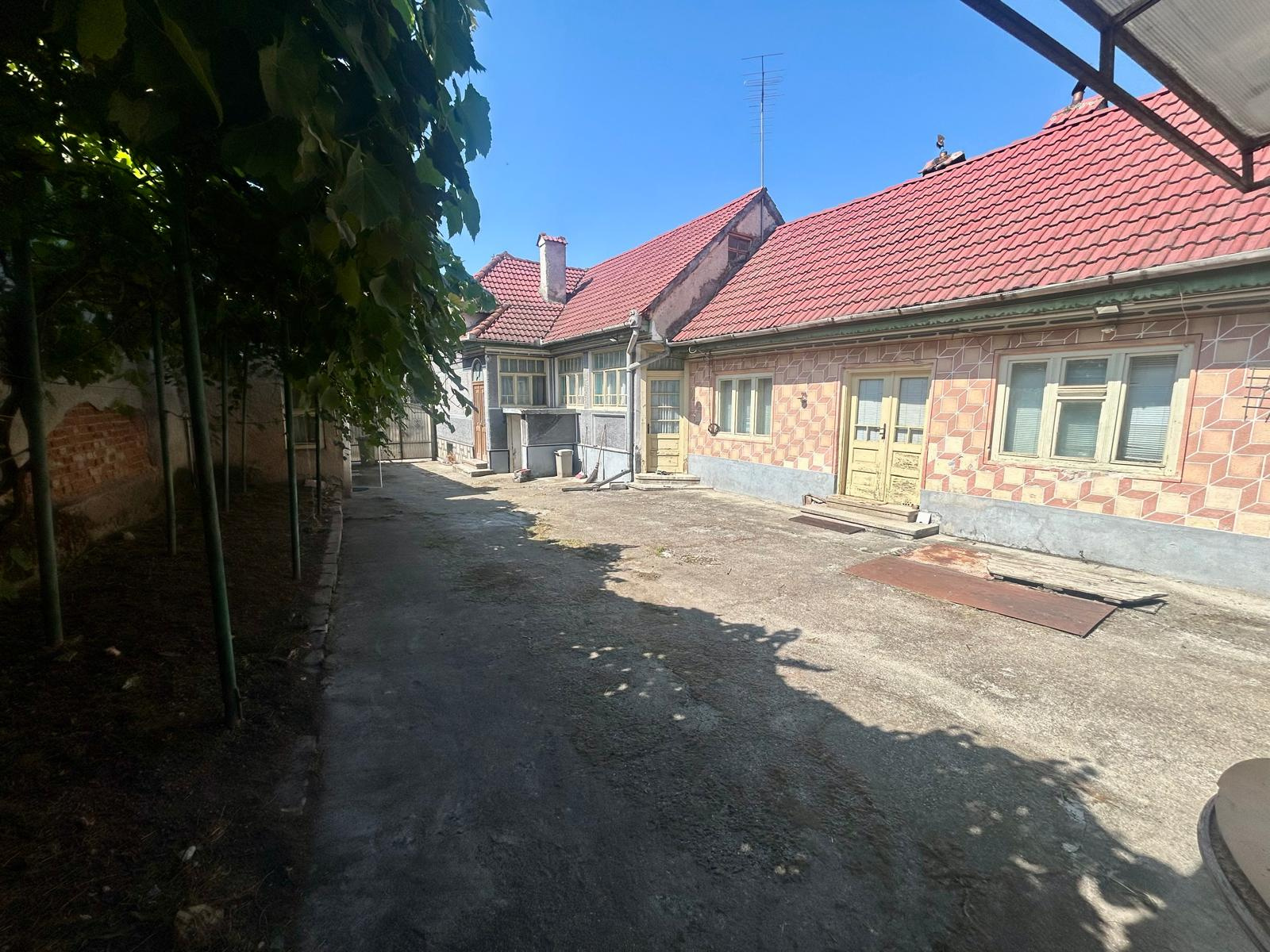 Casa vanzare Brasov - Hoghiz - Cuciulata - 57.000 euro.