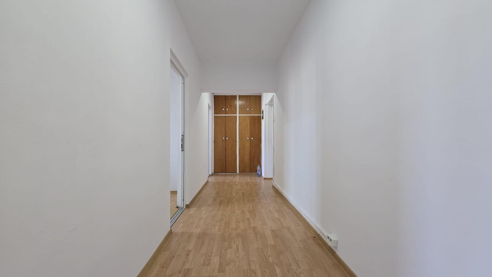 Birou de închiriat în BV Brasov, 85 m²