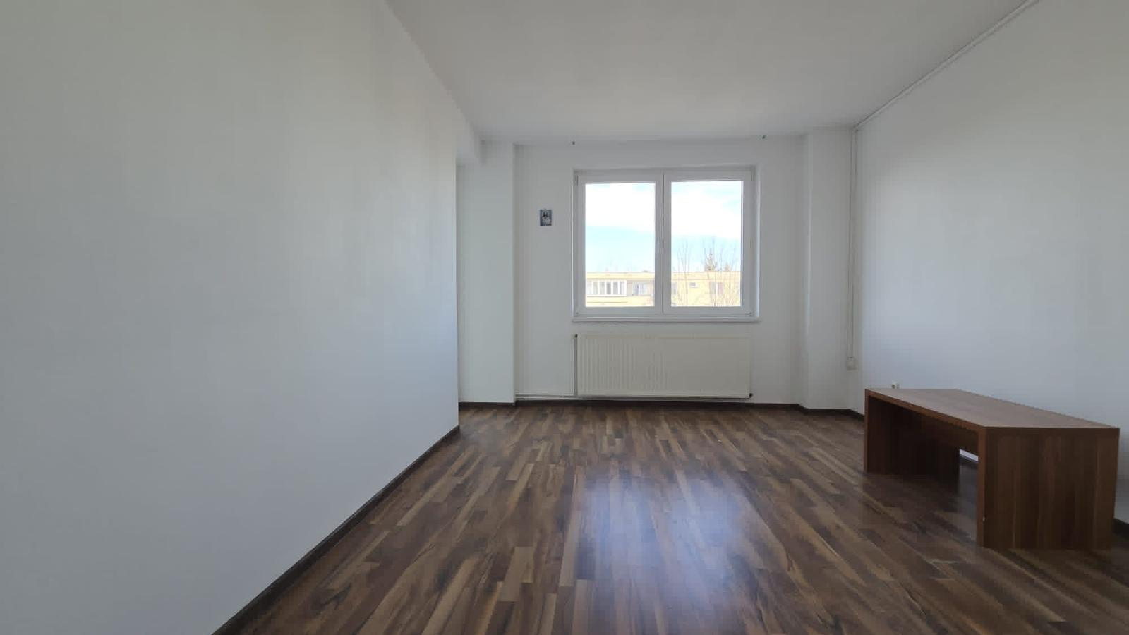 Birou de închiriat în BV Brasov, 85 m²
