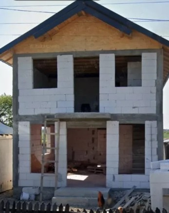 Casă de vânzare în AG Bradu, 350 m²