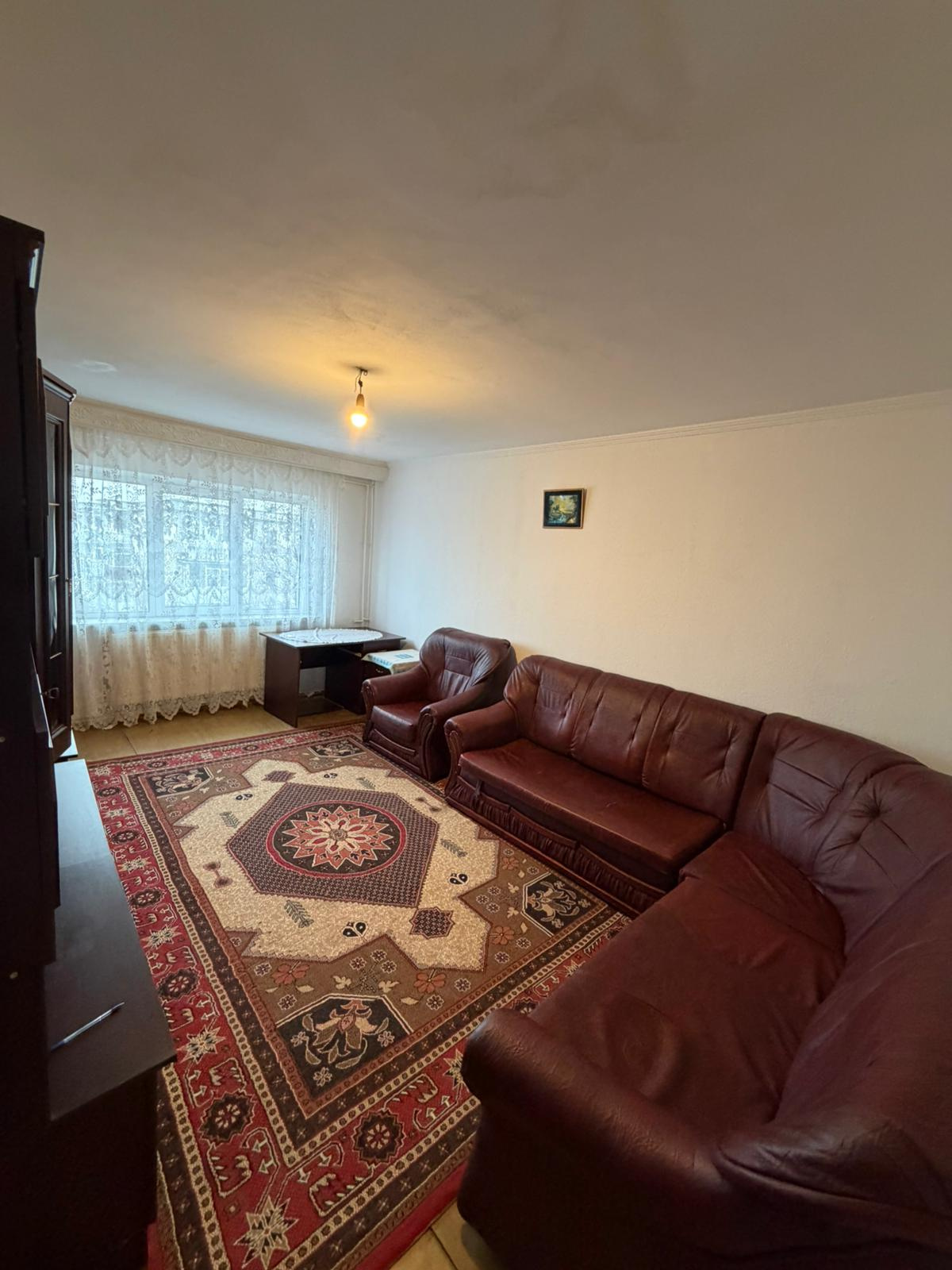 Apartament 3 camere decomandat, luminos, zona Exercițiu – Confort și liniște