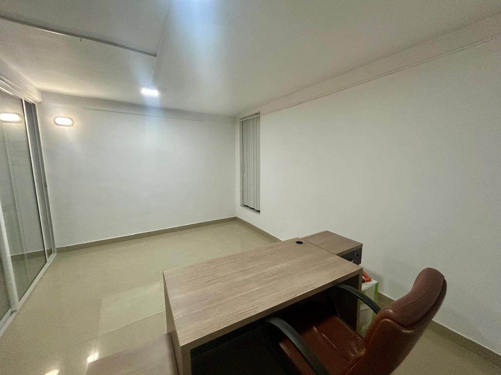 Spatiu comercial de inchiriat, 15 mp, Centrul civic- Toamnei - 150 Euro