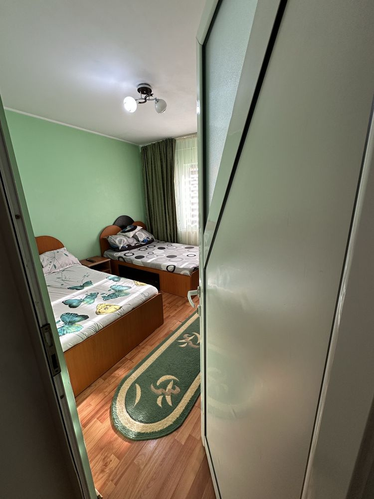 Apartament 2 camere decomandat, etaj 3, zonă Exercițiu – lângă JAM, Pitești