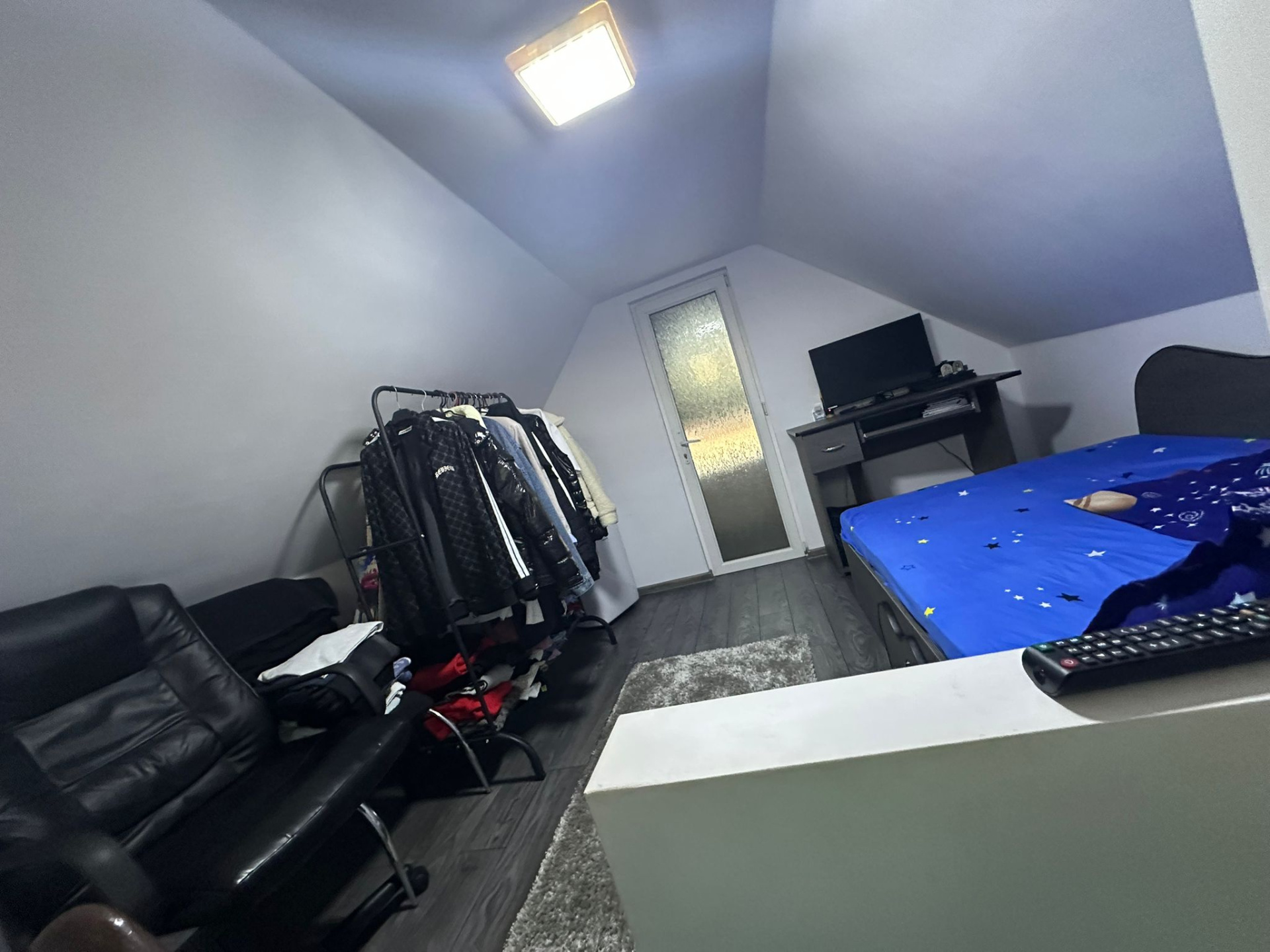 Teren 445 cu fundatie de casa mare + o Casuta locuibila moderna de 2 camere
