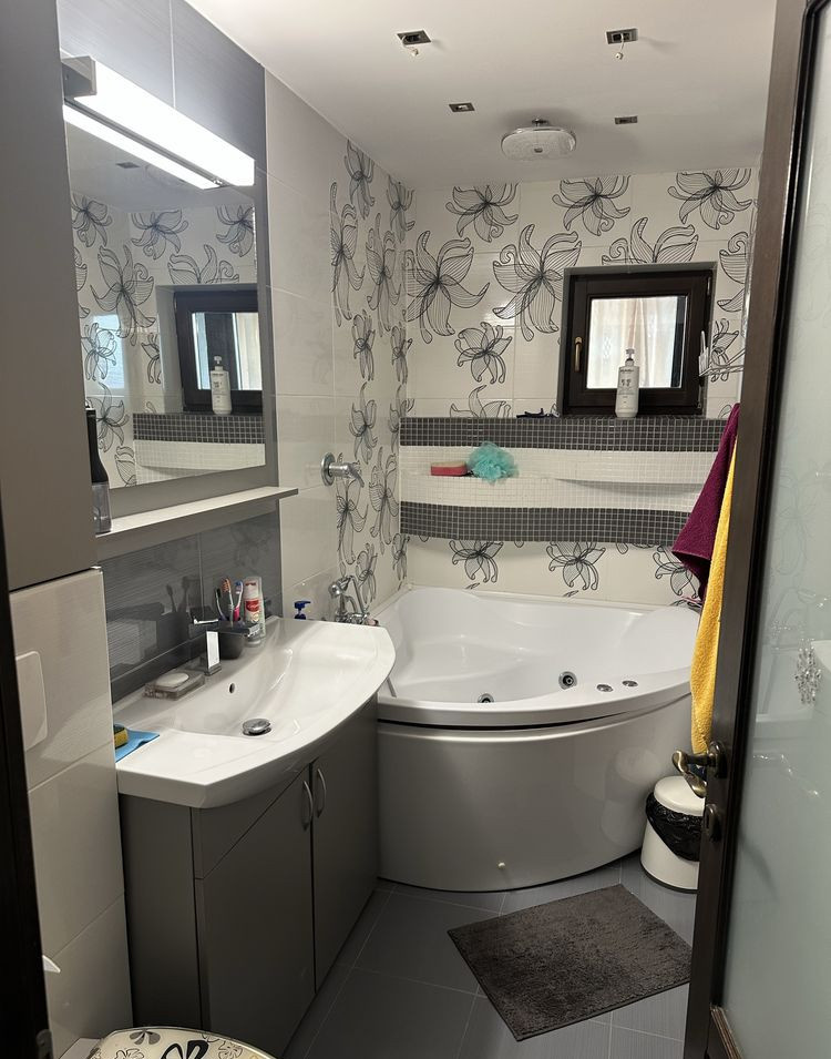 Apartament 2 camere cu 2 balcoane – Răcădău | Confort, liniște și mutare imediat