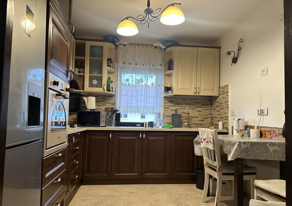 Apartament 2 camere cu 2 balcoane – Răcădău | Confort, liniște și mutare imediat