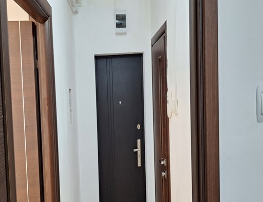 De vânzare apartament 2 camere, - Constanța - centru - B-dul Ferdinand, et 5/8